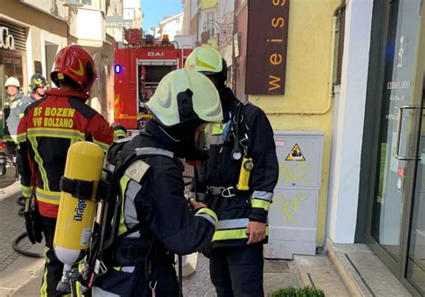 Wohnungsbrand in Bozner Altstadt - UnserTirol24