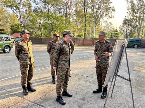 Lt Gen Pendharkar Evaluates Red Shield Division's Operational Readiness ...