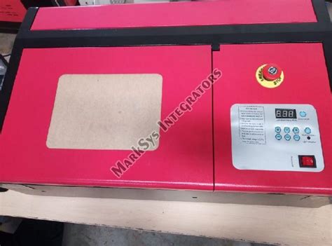 Laser Engraving and Cutting Machine