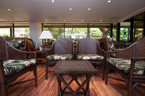 IASS Hawaii Lounge｜ダニエル・K・イノウエ・ホノルル国際空港 | Amex JP