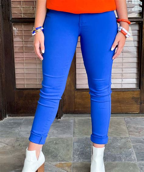 Royal Blue Pants Outfit Ideas