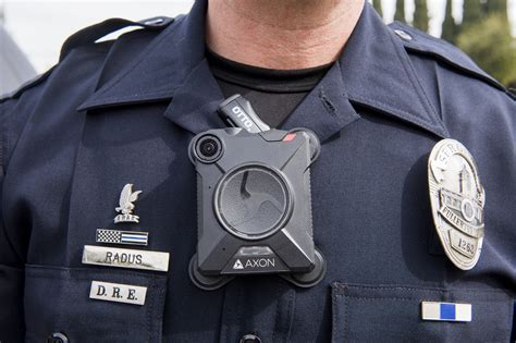 Assessing police body cameras in the wake of Tyre Nichols’s death - Vox
