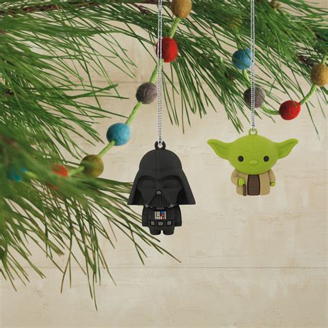 Star Wars™ Hallmark Countdown Calendar Paper Tree Set With 12 Mini ...