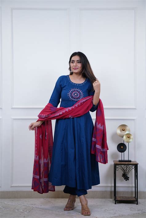 Dupatta Pant Set – Taana Baana