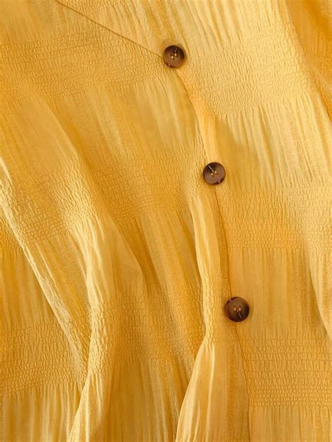 Regalyn Plus Size Women's Fashionable Sweet Solid Color Short Flutter ...