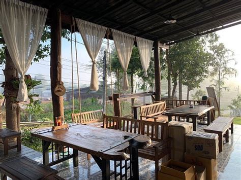 DOI NOK STRAWBERRY RESORT (Samoeng) - Hotel Reviews & Photos - Tripadvisor