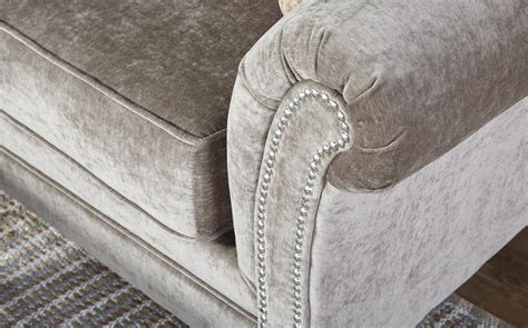 8735 | Hughes Furniture