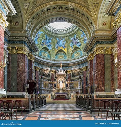 Sanctuary and Altar of St. Stephen`s Basilica in Budapest, Hungary ...