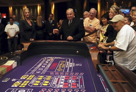 Bank with ties to Louis DeNaples behind $50M taxpayer-backed ...