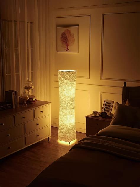 Slim Waist Tower Floor Lamp – Vakkerlight