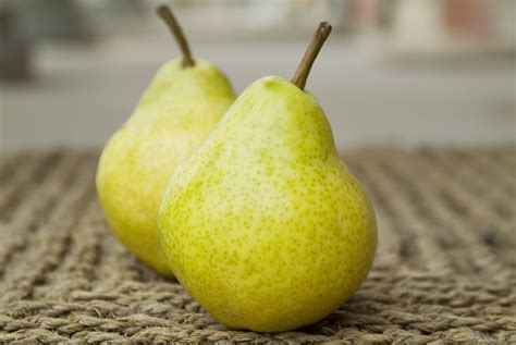 Draeger’s Guide to Pears - Draeger's Market