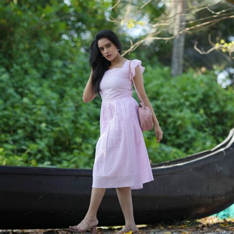 5 Dresses To Go Pretty In Pink