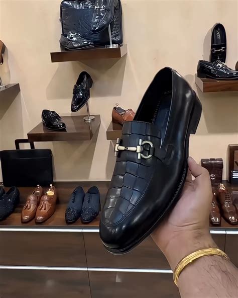 Matt Finish Black Crocodile Scaled Moccasins – Warewood Shoemakers