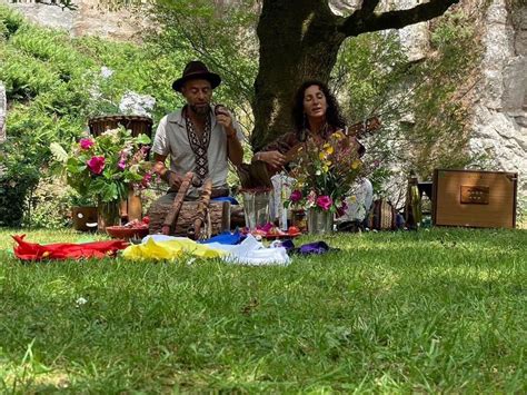 Wake up the heart! Cacao & singing circle, The Goosebarn, Falmouth, 20 ...