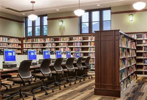 Library Computer Room 的图像结果