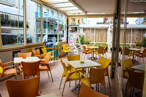 HOTEL SMILE (Rimini/Rivazzurra) - Hotel Reviews & Photos - Tripadvisor