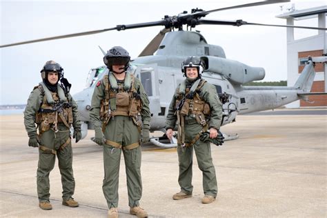 Stunning Info About How To Become A Navy Helicopter Pilot - Settingprint
