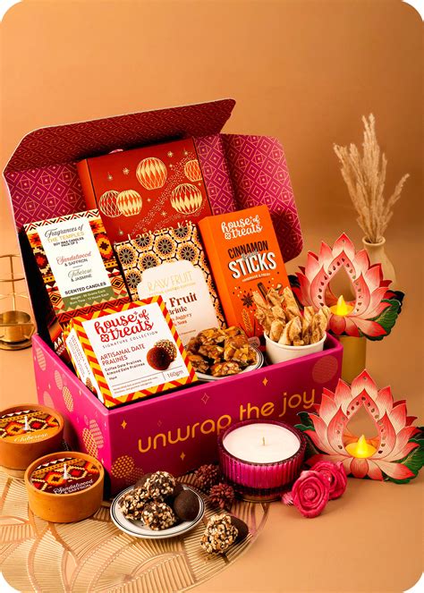 Diwali Delight Box with Brittle, Snacks, Candles & Lanterns – RawFruit®