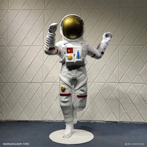 宇航员模型太空服玻璃钢雕塑厂家科技馆展馆摆件|资源-元素谷(OSOGOO)