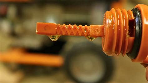 Testing Spark Plug On Generator 的图像结果