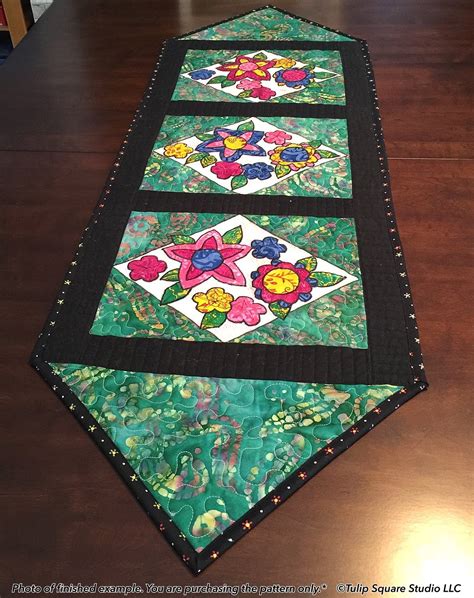 Image result for Applique Table Runner Patterns