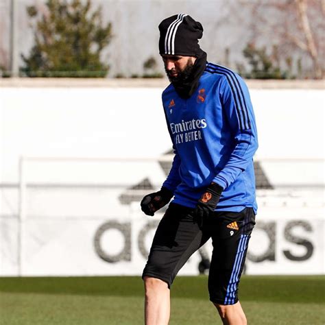 Benzema avanza en su recuperación, pero sigue siendo baja en LaLiga