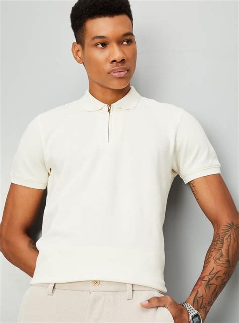 Buy Men Textured Zipper Polo T-shirt Online at just Rs. 699.0 ...