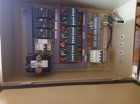 Electric Control Panels Manufacturer Exporter Supplier from Panchmahal ...