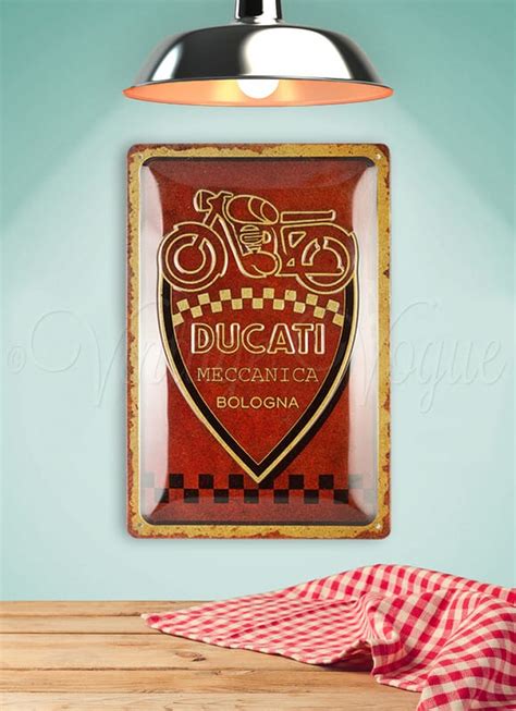 NOSTALGIC ART Vintage & Retro Online Shop ⋆ Vintage Vogue