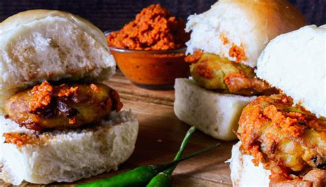 Recipe - Maharashtrian Style Vada Pav - lifeberrys.com