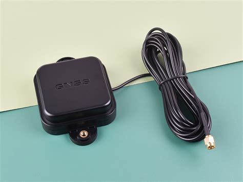 Waveshare: 25482 GNSS L1+L2+L5 Multi-GNSS & Multi-Frequency Active Ant