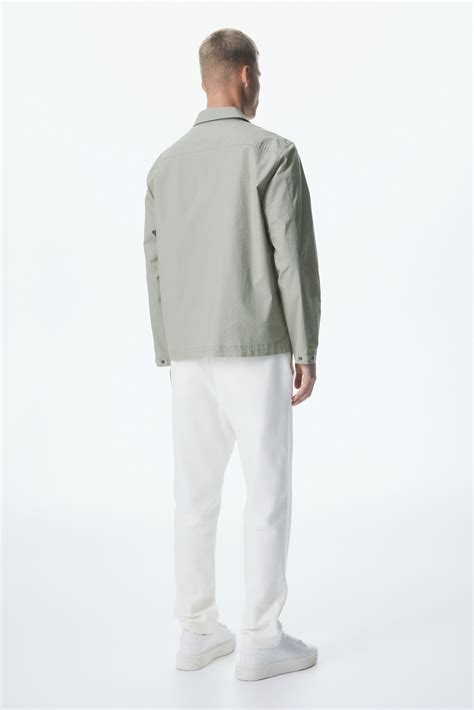 Regular Fit Utility overshirt - Sage green - Men | H&M IN