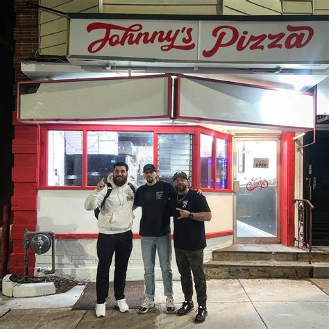 Johnny's Pizza (@johnnyspizzabrynmawr) • Instagram photos and videos