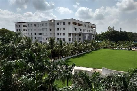 Shree Swami Atmanand Saraswati Institute of Technology Surat Campus ...