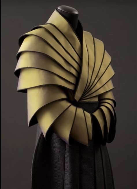 Pin by Alisa Shebib on Corsets and costumes in 2025 | Gossip girl ...