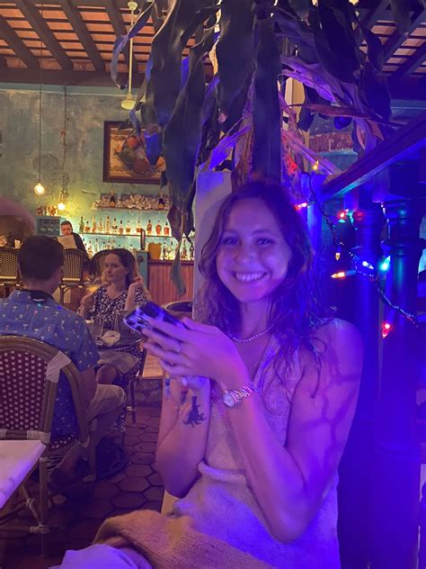 Stella Barey : r/PublicFlashing