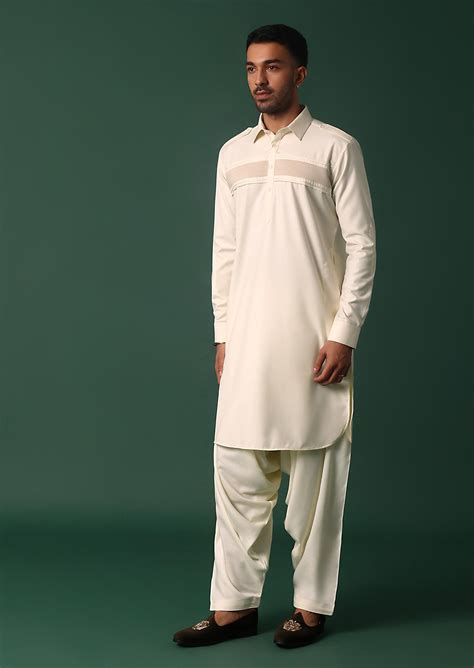 Buy Ivory White Pathani Kurta Set WIth Pintuck Detailing| KALKI Fashion ...