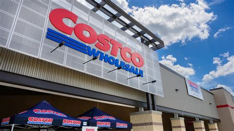 Costco is selling $150 dupe mirror that shoppers say rivals $1K option