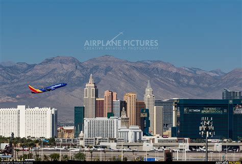 N8325D - Southwest Airlines Boeing 737-800 at Las Vegas - McCarran Intl ...