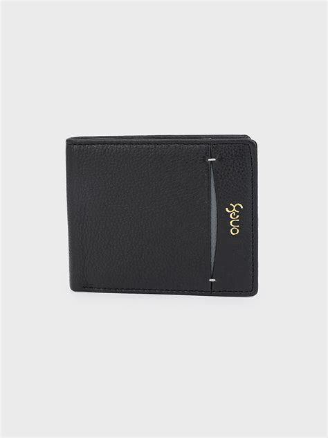 Black Classic Bifold Wallet in Navy – One8 Select