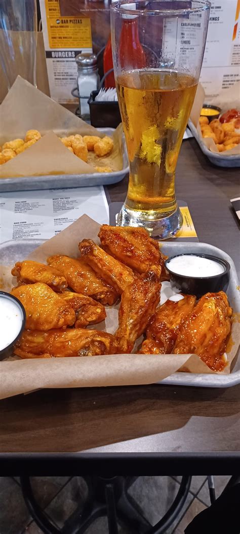 Half Asian Zing & Mango Habanero from BWW in Orange, California : r/Wings