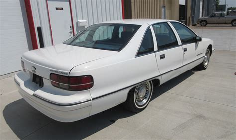 1992 Chevrolet Caprice Classic - F & E Collector Auto Auction