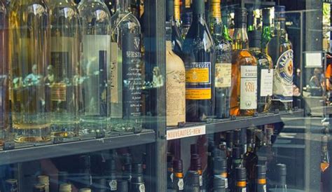 Best Female Friendly Liquor Stores In Delhi | WhatsHot Delhi Ncr
