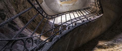 Download wallpaper background, wall, ladder, section interior in ...