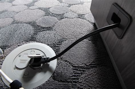 Conference Table Design 的图像结果