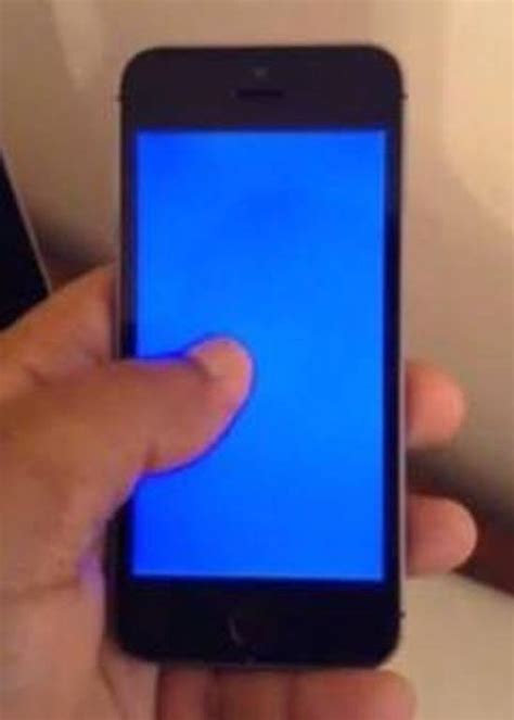 Constant Reboots, BSOD Errors on iPhones: How Big is The Problem, What ...
