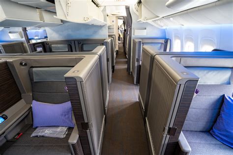 Head-to-Head: ANA First Class vs. Japan Airlines First Class | Prince ...