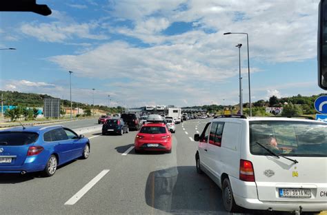 Totalni zastoj na auto-putu ka Nišu: Formirane dugačke kolone FOTO - B92