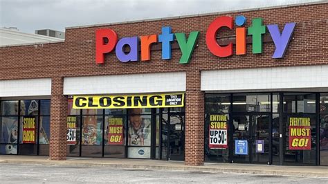 Party City closing stores in 2025. Here's how many in Florida