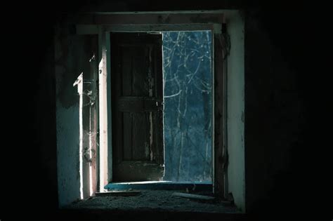 Horror door Images - Free Download on Freepik